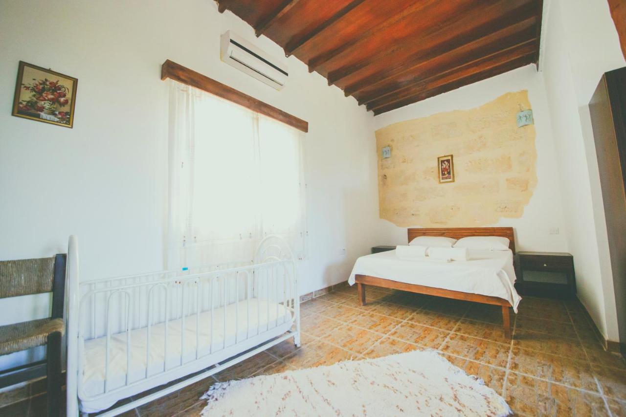 Castle Karpasia Agro Guesthouse At Rizokarpasso Rizokarpaso Esterno foto